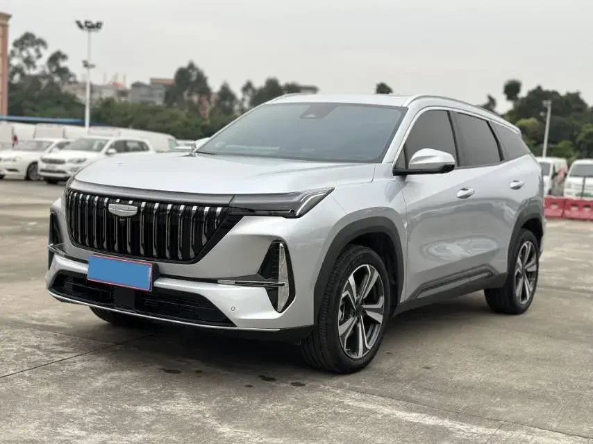 2025 Geely StarRay 1.5T 181HP L4 7DCT