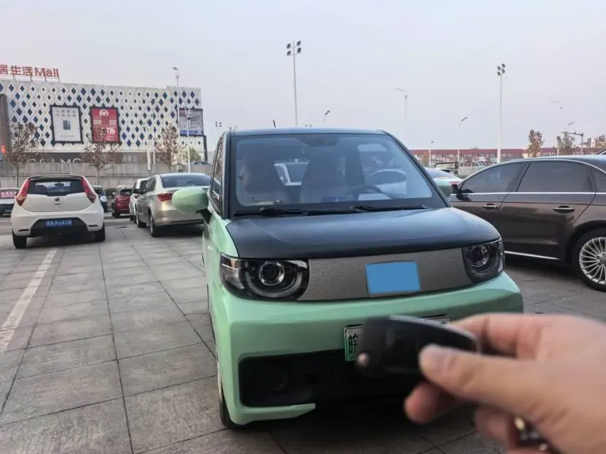 2022 Chery QQ Ice Cream BEV 13.9KWH,autocango,china used car exporter,china ev exporter,chinese used car exporter,chinese used ev exporter