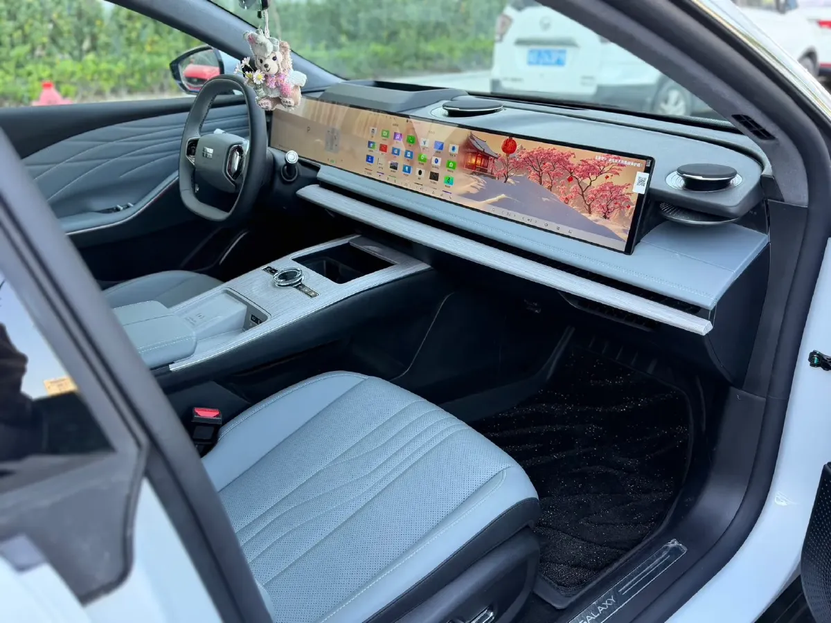 2024 Geely Galaxy E8 BEV 76KWH,autocango,china used car exporter,china ev exporter,chinese used car exporter,chinese used ev exporter