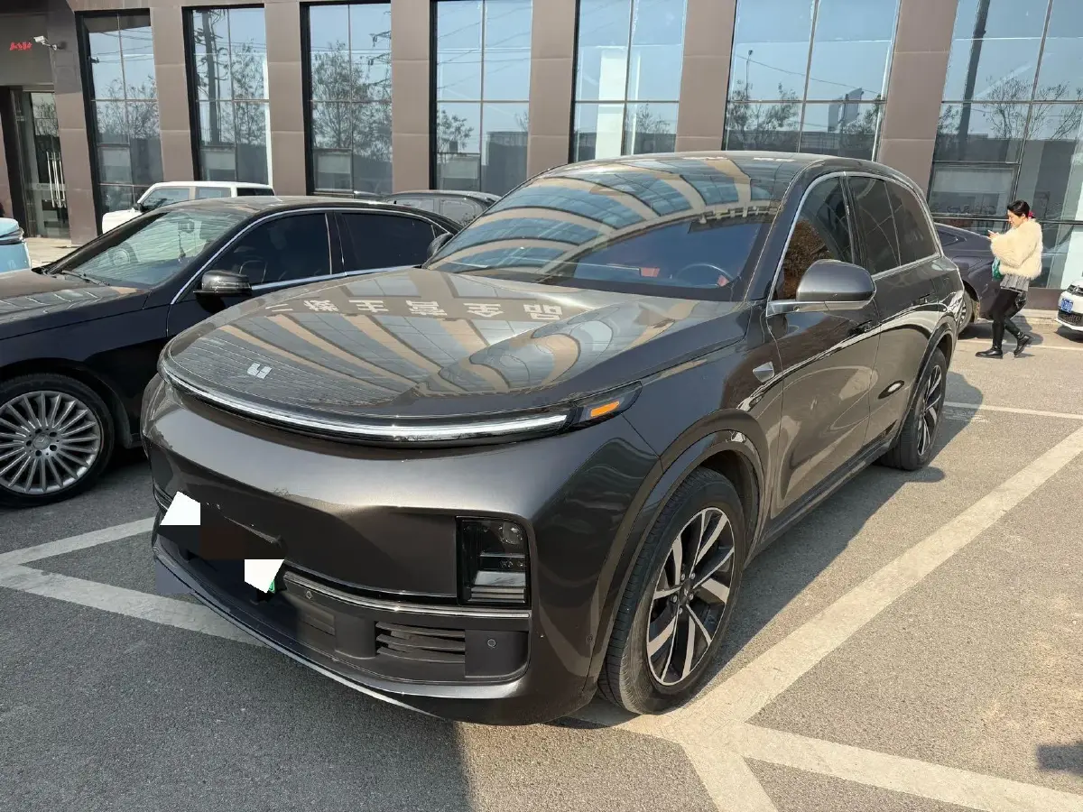 2023 Li L8 Range Extended 154HP REEV 40.9KWH