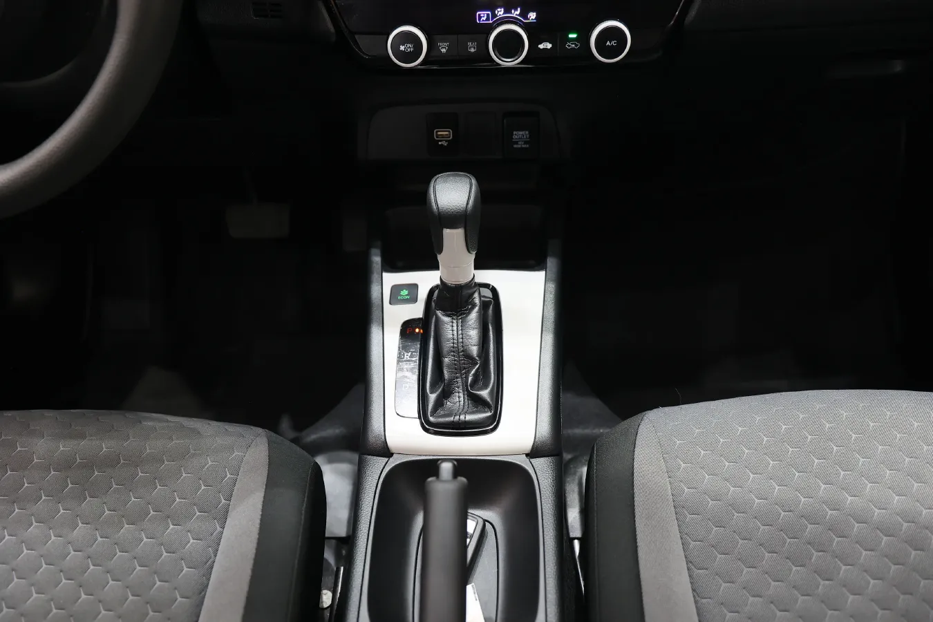 2021 Honda Fit 1.5L 131HP L4 CVT,autocango,china used car exporter,china ev exporter,chinese used car exporter,chinese used ev exporter