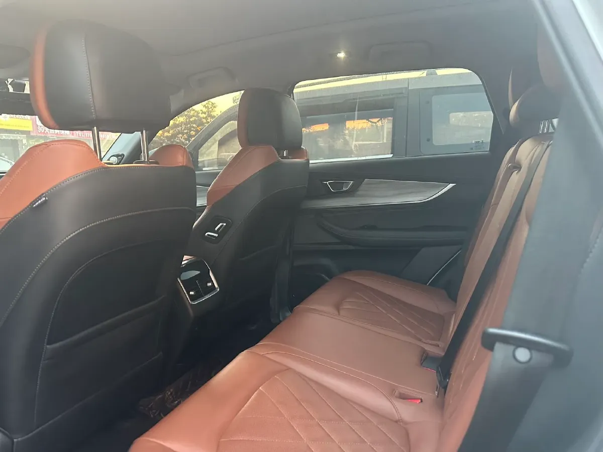 2022 Chery Tiggo 8 Plus e+ 1.5T 156HP L4 3DHT PHEV 19.27KWH,autocango,china used car exporter,china ev exporter,chinese used car exporter,chinese used ev exporter