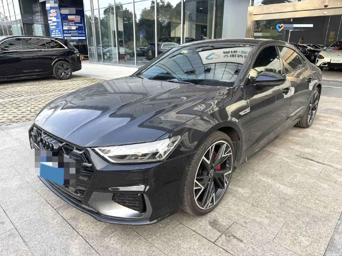 2024 Audi A7L 2.0T 245HP L4 7DCT