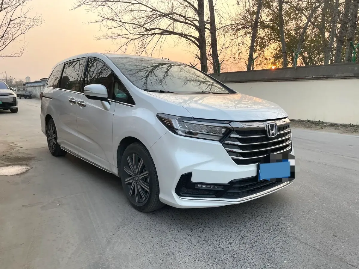 2024 Honda Odyssey 2.0L 146HP L4 E-CVT Hybrid,autocango,china used car exporter,china ev exporter,chinese used car exporter,chinese used ev exporter
