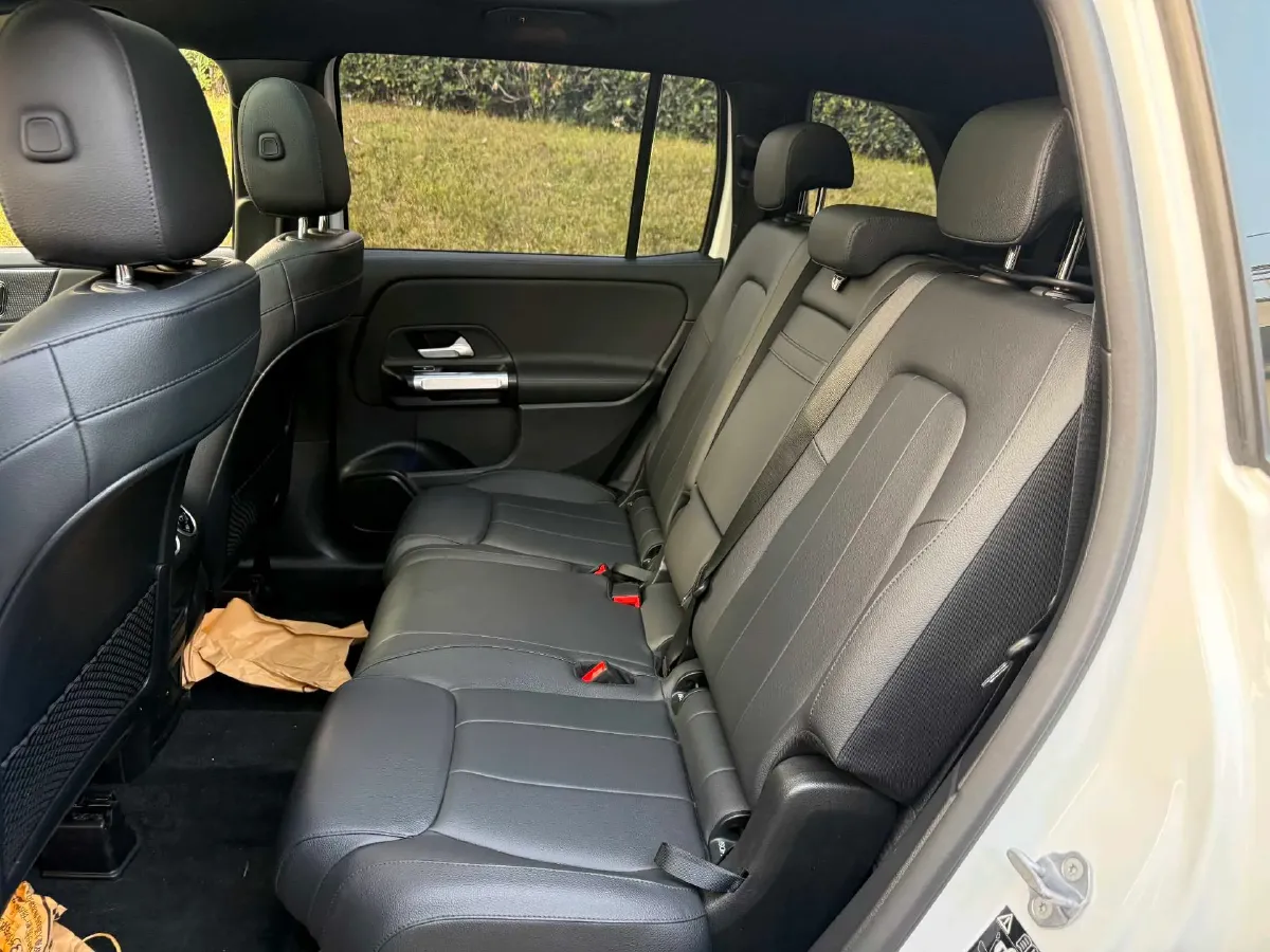 2021 Mercedes-Benz GLB Class 1.3T 163HP L4 7DCT,autocango,china used car exporter,china ev exporter,chinese used car exporter,chinese used ev exporter