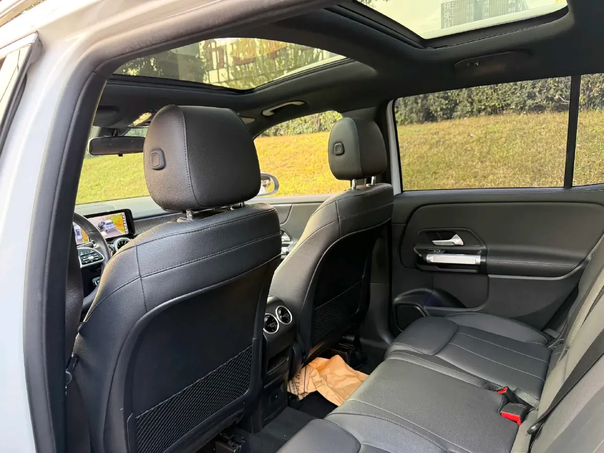 2021 Mercedes-Benz GLB Class 1.3T 163HP L4 7DCT,autocango,china used car exporter,china ev exporter,chinese used car exporter,chinese used ev exporter