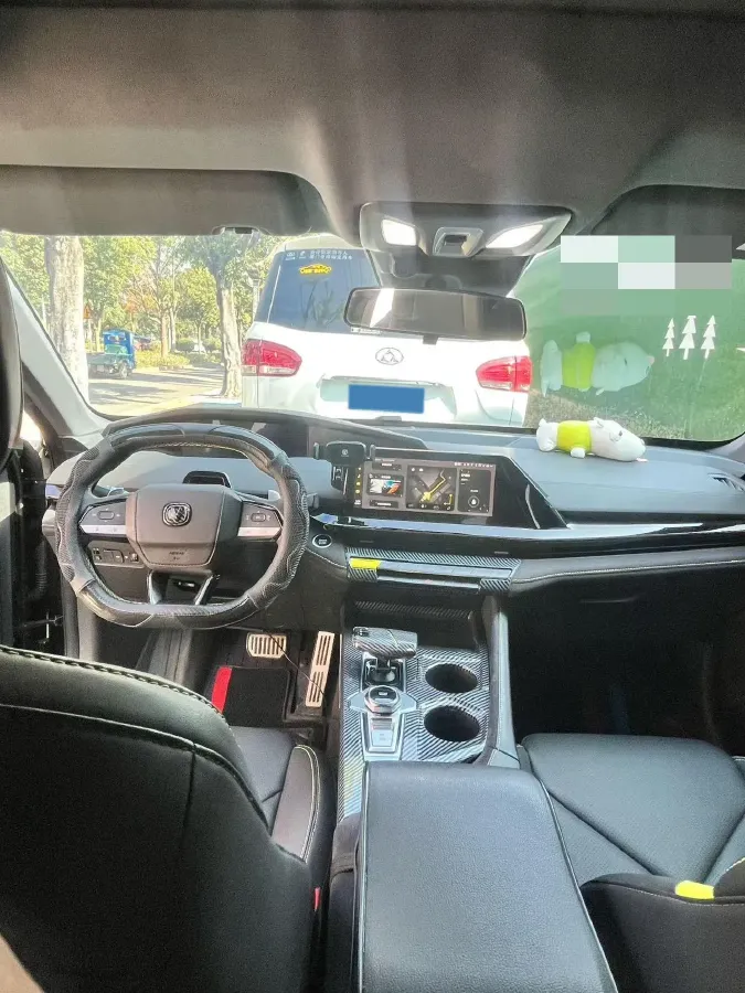 2022 ChangAn UNI-V 1.5T 188HP L4 7DCT,autocango,china used car exporter,china ev exporter,chinese used car exporter,chinese used ev exporter