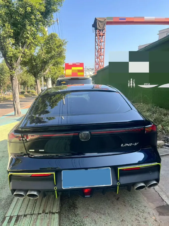 2022 ChangAn UNI-V 1.5T 188HP L4 7DCT,autocango,china used car exporter,china ev exporter,chinese used car exporter,chinese used ev exporter