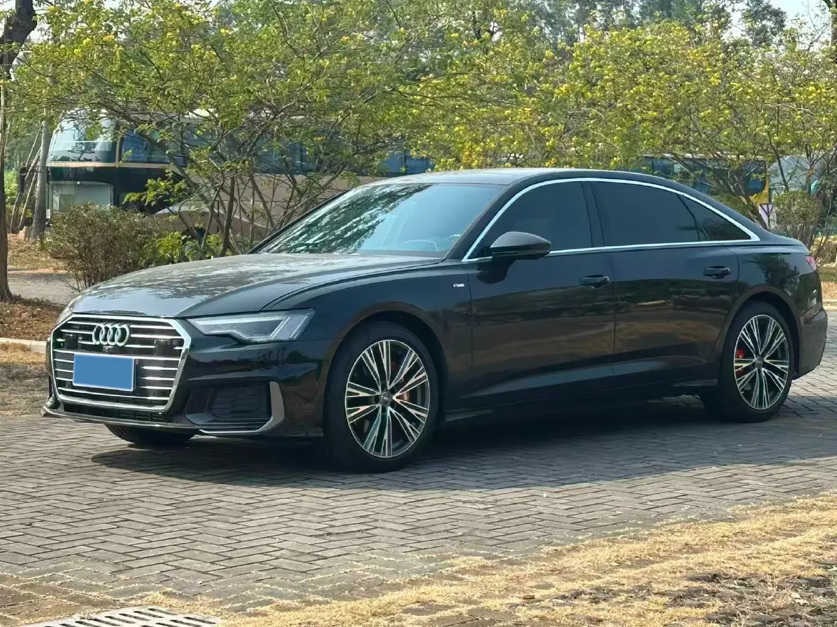 2019 Mercedes-Benz GLC Class 2.0T 245HP L4 9AT