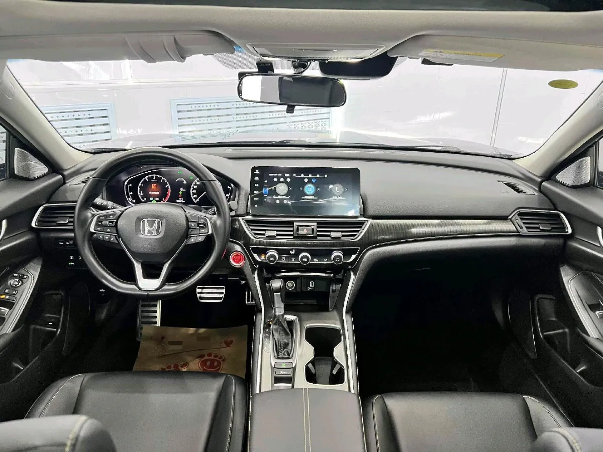 2022 Honda Accord 1.5T 194HP L4 CVT,autocango,china used car exporter,china ev exporter,chinese used car exporter,chinese used ev exporter