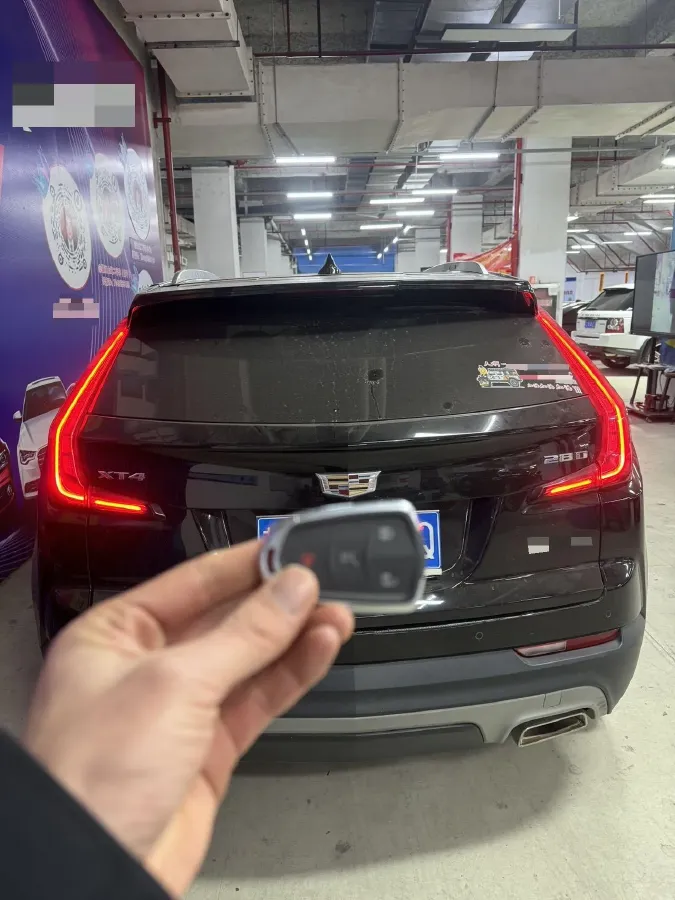 2020 Cadillac XT4 2.0T 241HP L4 9AT,autocango,china used car exporter,china ev exporter,chinese used car exporter,chinese used ev exporter
