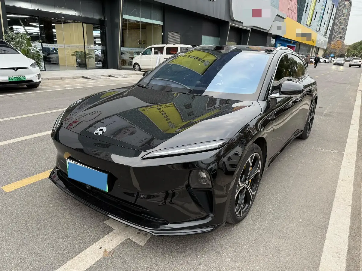 2023 NIO ET5T BEV 75KWH