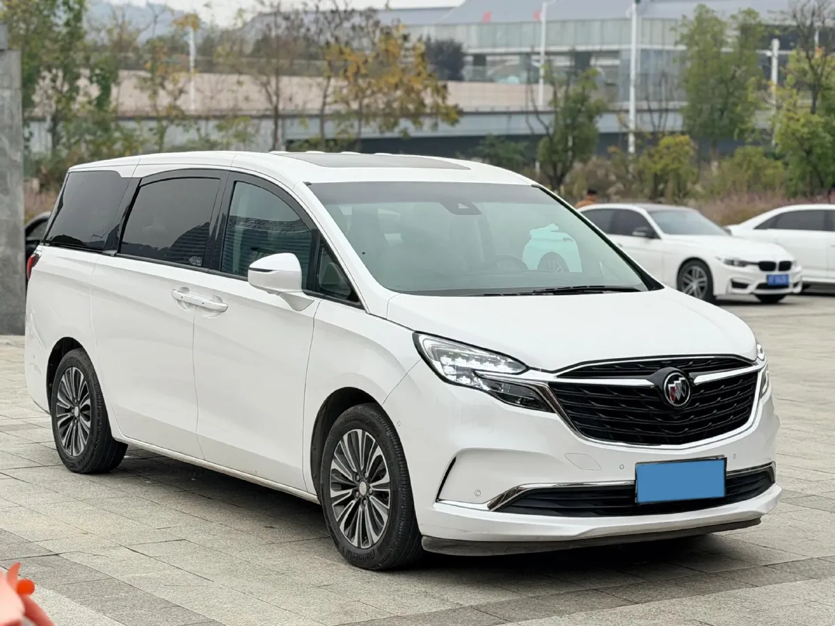 2022 Buick GL8 2.0T 237HP L4 9AT,autocango,china used car exporter,china ev exporter,chinese used car exporter,chinese used ev exporter