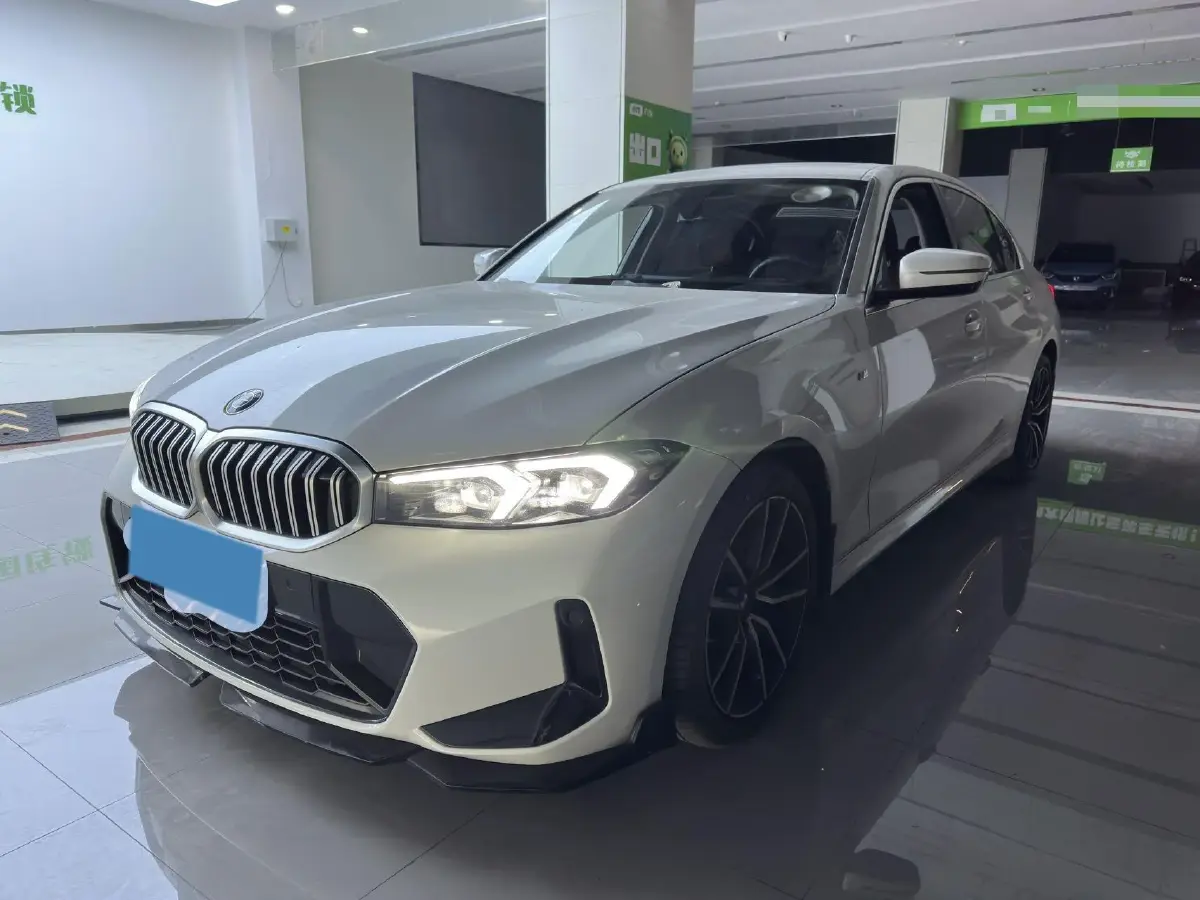 2022 BMW 3 Series 2.0T 156HP L4 8AT