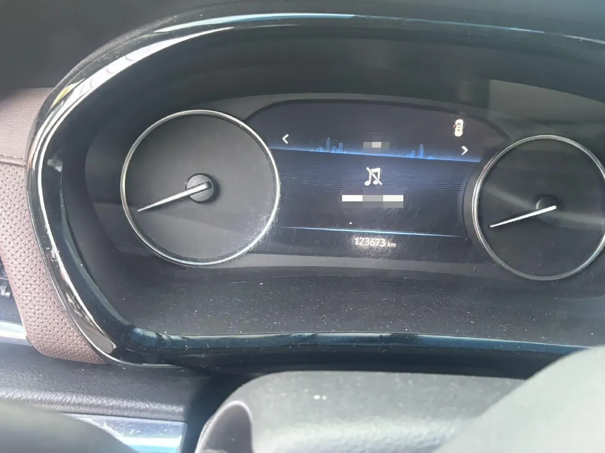 2021 Buick GL8 2.0T 237HP L4 9AT,autocango,china used car exporter,china ev exporter,chinese used car exporter,chinese used ev exporter