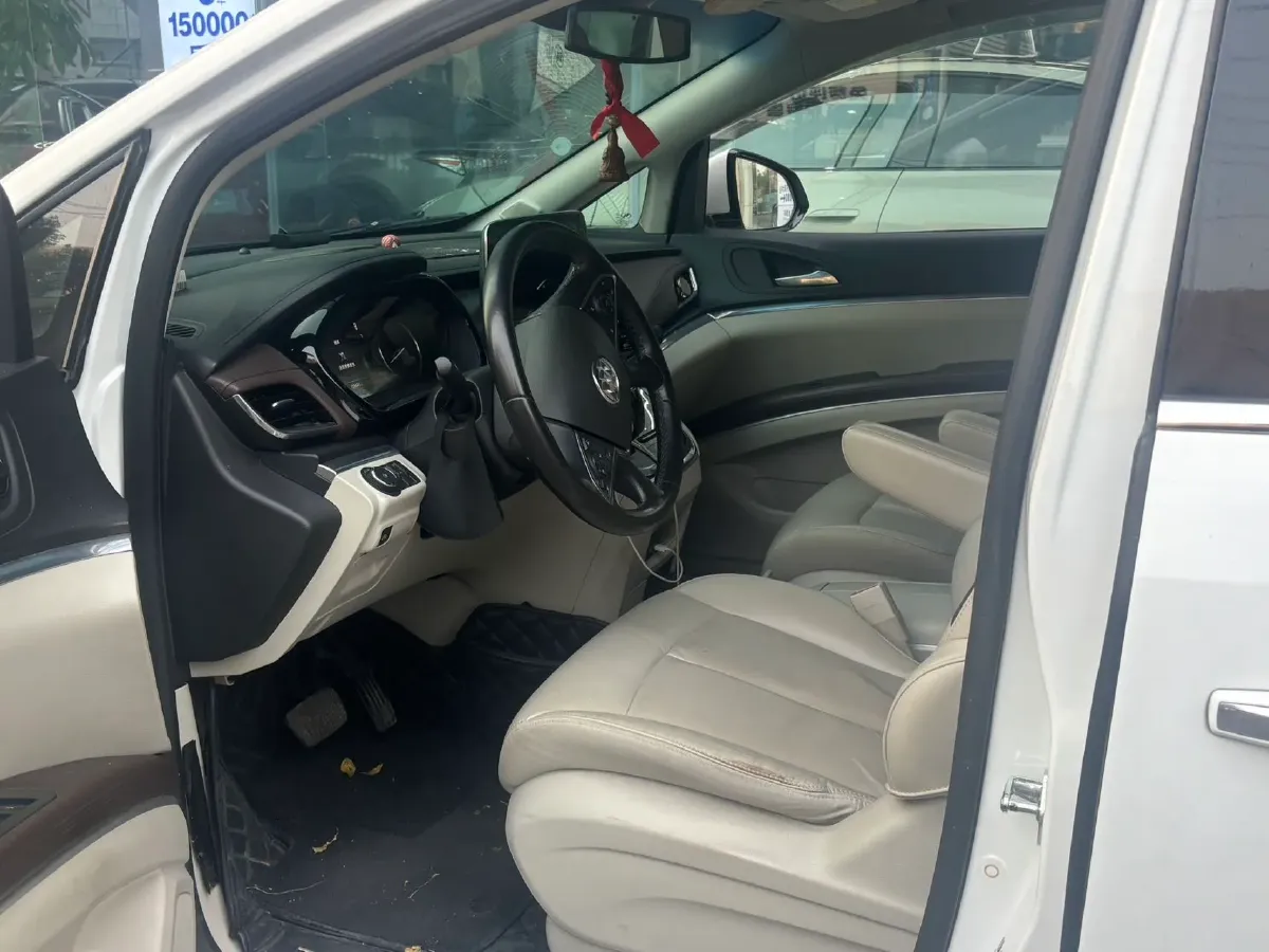 2021 Buick GL8 2.0T 237HP L4 9AT,autocango,china used car exporter,china ev exporter,chinese used car exporter,chinese used ev exporter