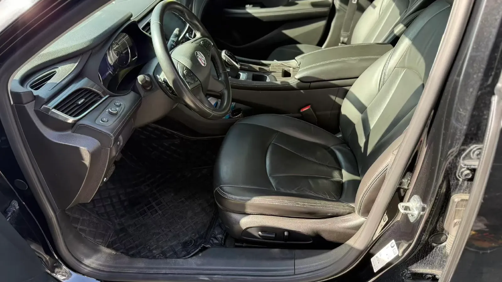 2021 Buick Larcosse 1.5T 169HP L4 9AT,autocango,china used car exporter,china ev exporter,chinese used car exporter,chinese used ev exporter