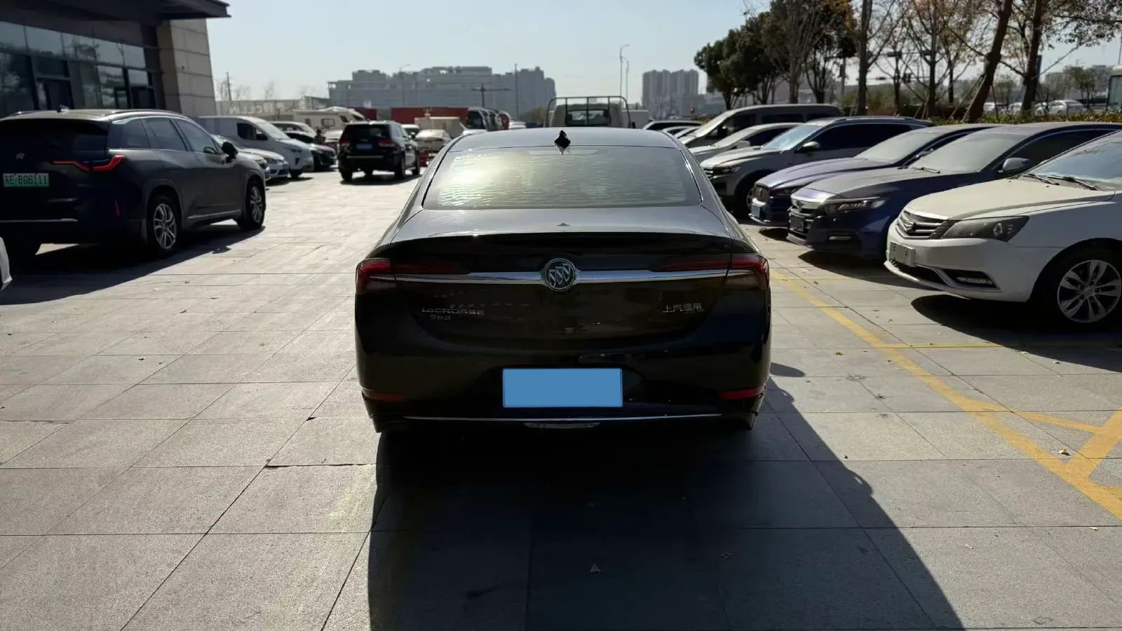 2021 Buick Larcosse 1.5T 169HP L4 9AT,autocango,china used car exporter,china ev exporter,chinese used car exporter,chinese used ev exporter
