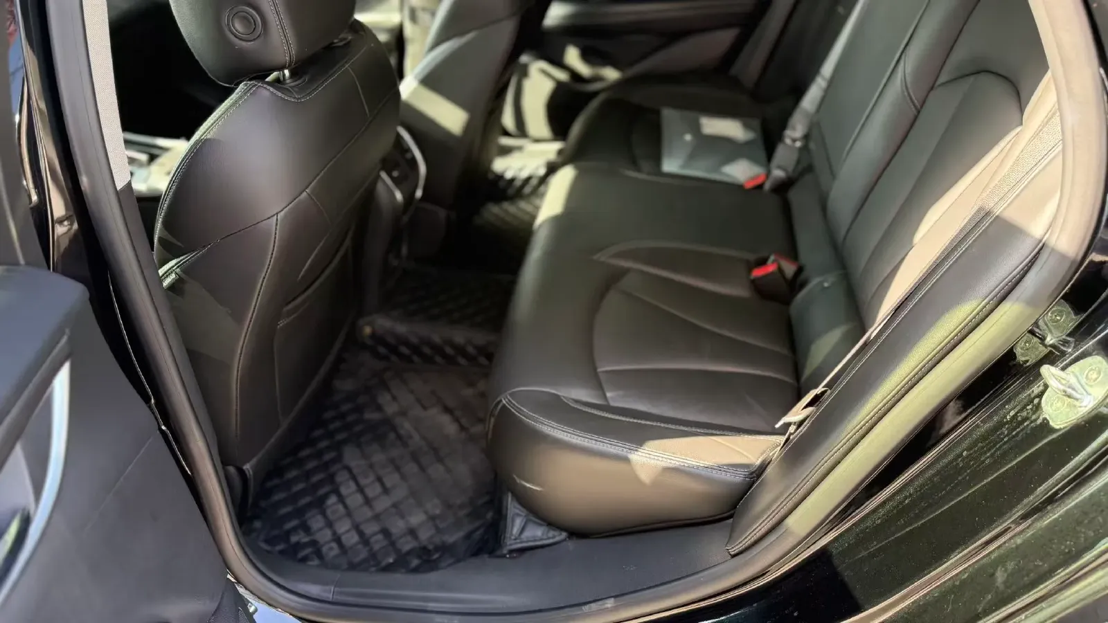 2021 Buick Larcosse 1.5T 169HP L4 9AT,autocango,china used car exporter,china ev exporter,chinese used car exporter,chinese used ev exporter