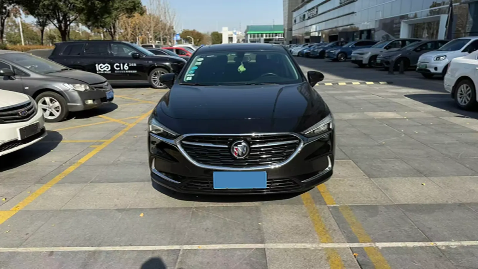 2021 Buick Larcosse 1.5T 169HP L4 9AT,autocango,china used car exporter,china ev exporter,chinese used car exporter,chinese used ev exporter