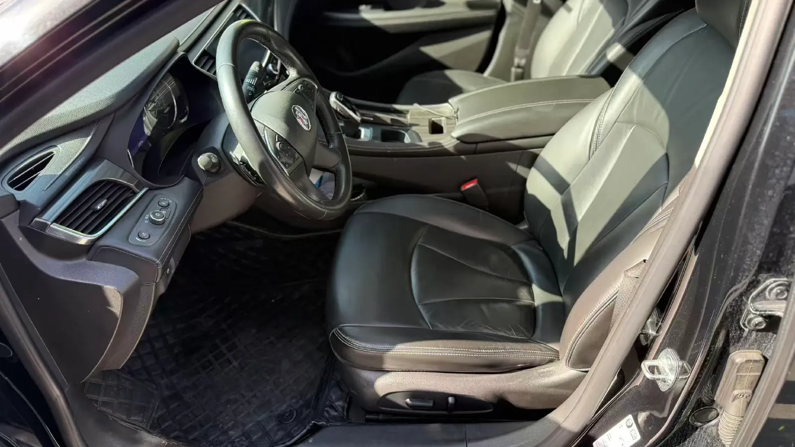 2021 Buick Larcosse 1.5T 169HP L4 9AT,autocango,china used car exporter,china ev exporter,chinese used car exporter,chinese used ev exporter