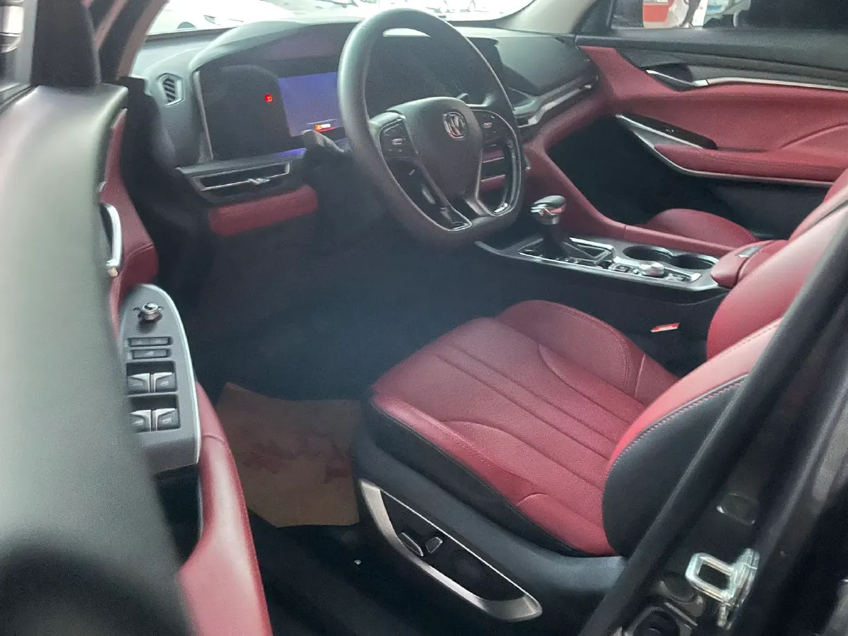 2021 ChangAn CS75 Plus 1.5T 178HP L4 6AT,autocango,china used car exporter,china ev exporter,chinese used car exporter,chinese used ev exporter