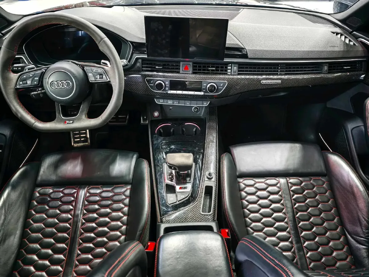 2022 Audi RS 4 2.9T 450HP V6 8AT,autocango,china used car exporter,china ev exporter,chinese used car exporter,chinese used ev exporter