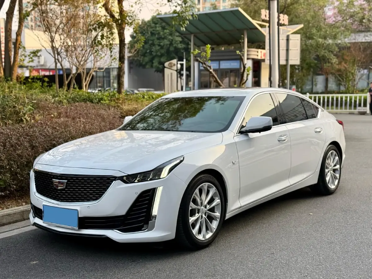2020 Cadillac CT5 2.0T 237HP L4 10AT
