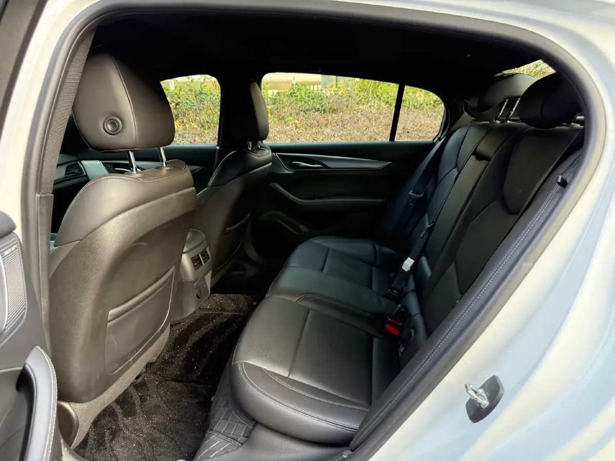 2020 Cadillac CT5 2.0T 237HP L4 10AT,autocango,china used car exporter,china ev exporter,chinese used car exporter,chinese used ev exporter