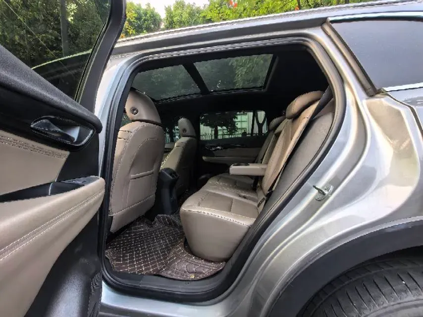 2022 Buick EnvisionPlus 2.0T 237HP L4 9AT,autocango,china used car exporter,china ev exporter,chinese used car exporter,chinese used ev exporter