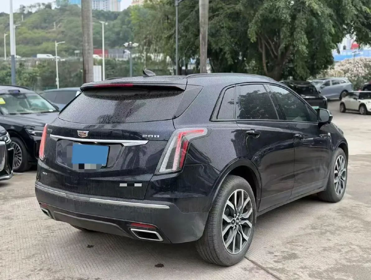 2022 Cadillac XT5 2.0T 237HP L4 9AT,autocango,china used car exporter,china ev exporter,chinese used car exporter,chinese used ev exporter