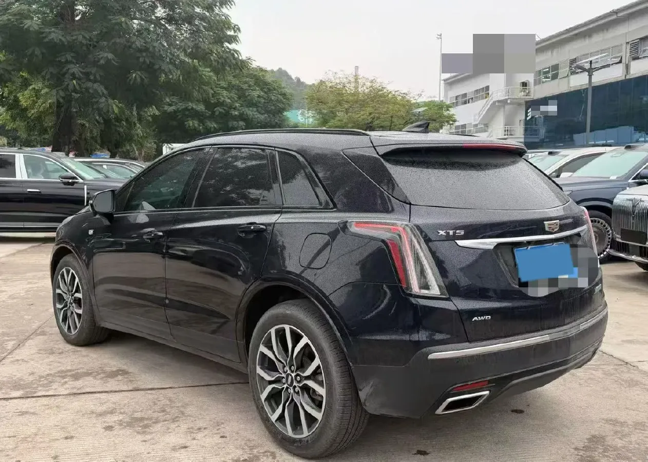 2022 Cadillac XT5 2.0T 237HP L4 9AT,autocango,china used car exporter,china ev exporter,chinese used car exporter,chinese used ev exporter
