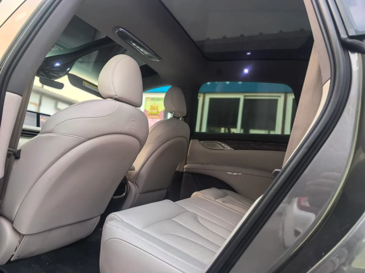 2024 IM LS7 BEV 90KWH,autocango,china used car exporter,china ev exporter,chinese used car exporter,chinese used ev exporter