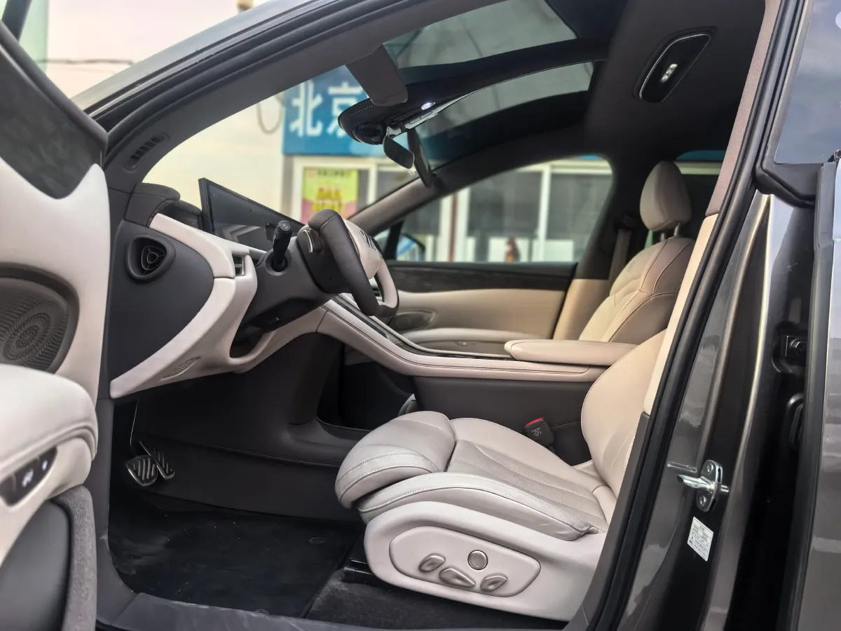 2024 IM LS7 BEV 90KWH,autocango,china used car exporter,china ev exporter,chinese used car exporter,chinese used ev exporter