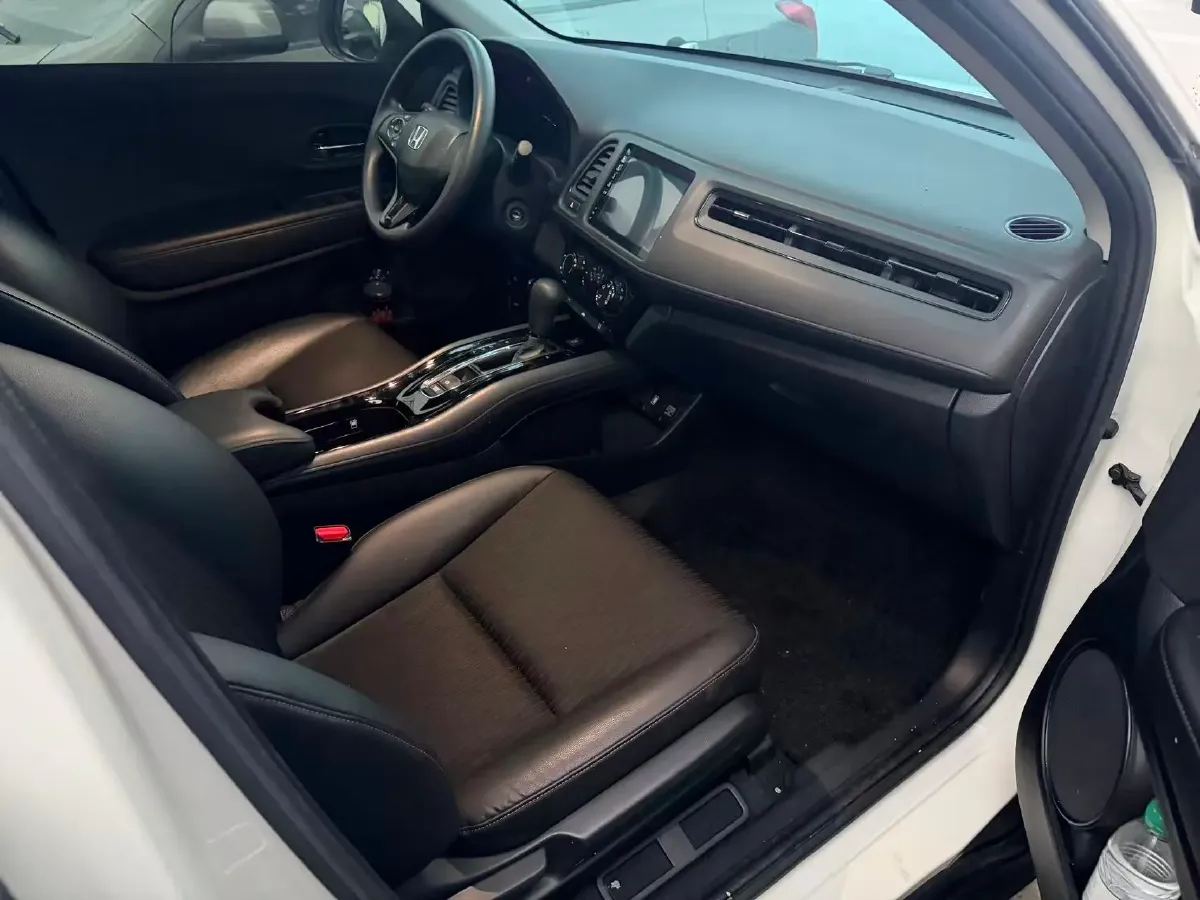 2022 Honda Vezel 1.5L 131HP L4 CVT,autocango,china used car exporter,china ev exporter,chinese used car exporter,chinese used ev exporter