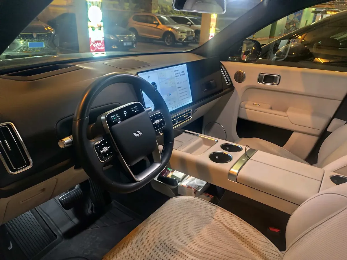 2024 Li L9 Range Extended 154HP REEV 52.3KWH,autocango,china used car exporter,china ev exporter,chinese used car exporter,chinese used ev exporter