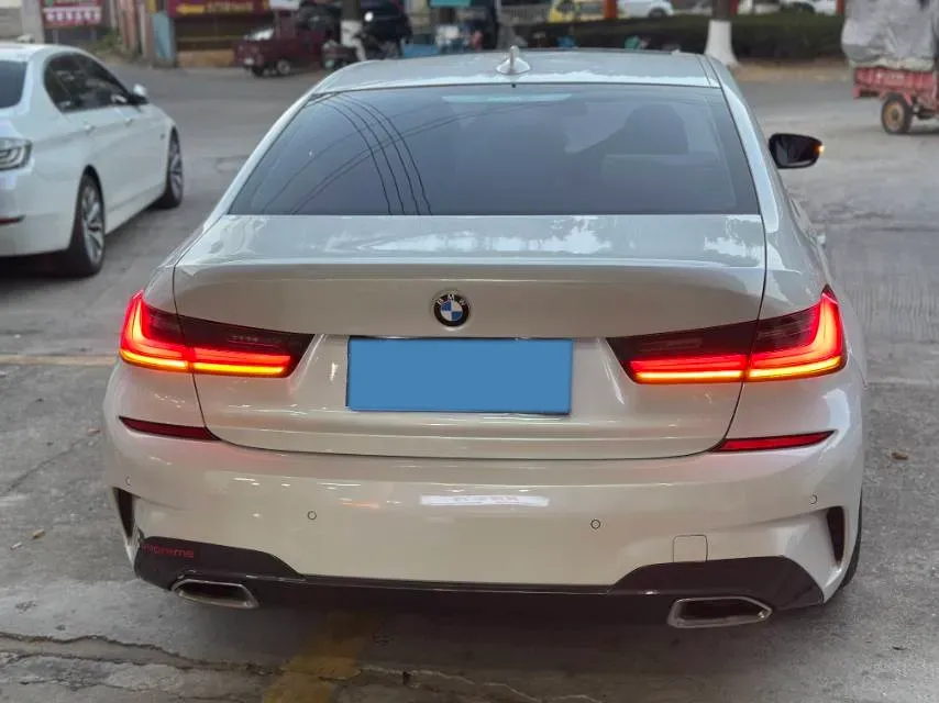 2021 BMW 3 Series 2.0T 156HP L4 8AT,autocango,china used car exporter,china ev exporter,chinese used car exporter,chinese used ev exporter