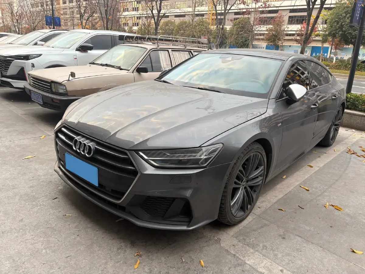 2022 Audi A7 2.0T 245HP L4 7DCT