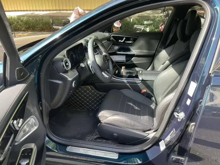 2023 Mercedes-Benz C Class 1.5T 204HP L4 9AT,autocango,china used car exporter,china ev exporter,chinese used car exporter,chinese used ev exporter