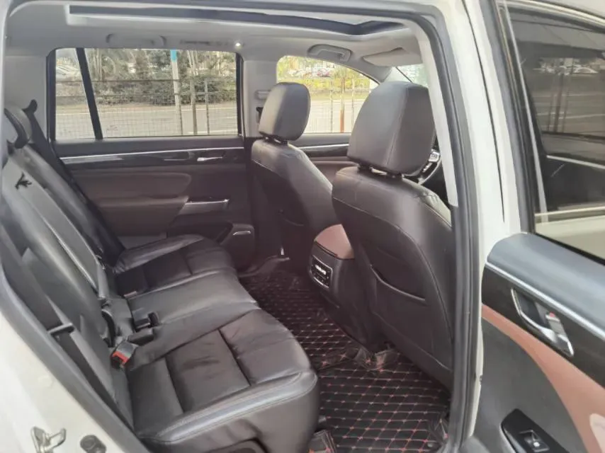 2017 GAC Trumpchi GS8 2.0T 201HP L4 6AT,autocango,china used car exporter,china ev exporter,chinese used car exporter,chinese used ev exporter