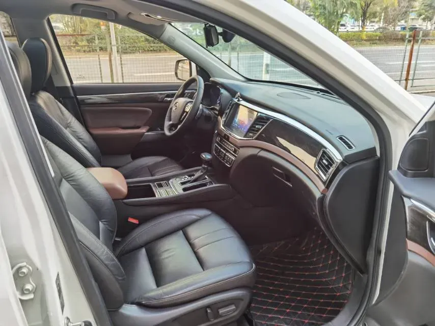 2017 GAC Trumpchi GS8 2.0T 201HP L4 6AT,autocango,china used car exporter,china ev exporter,chinese used car exporter,chinese used ev exporter