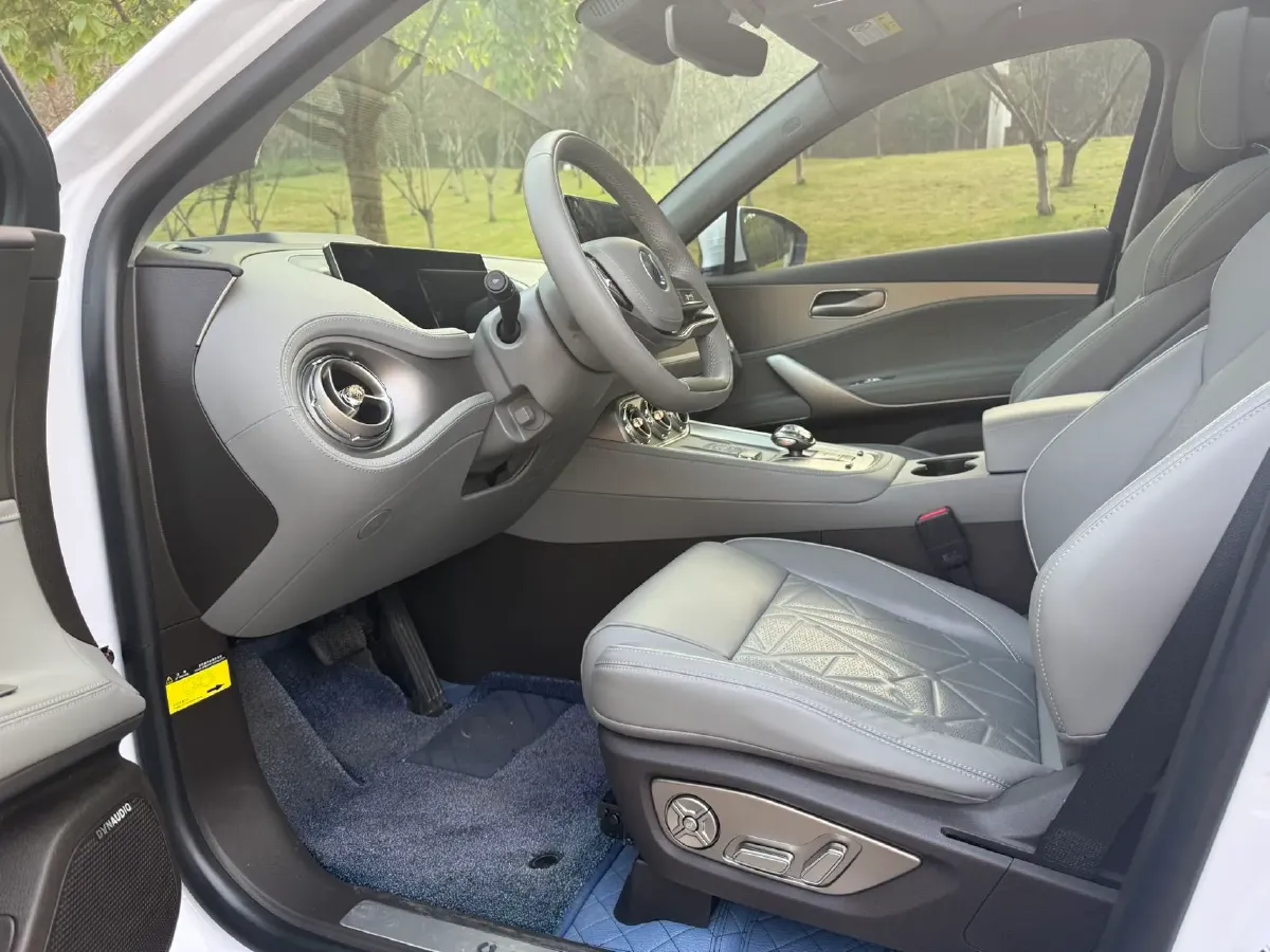 2023 Denza N8 1.5T 139HP L4 E-CVT PHEV 45.8KWH,autocango,china used car exporter,china ev exporter,chinese used car exporter,chinese used ev exporter