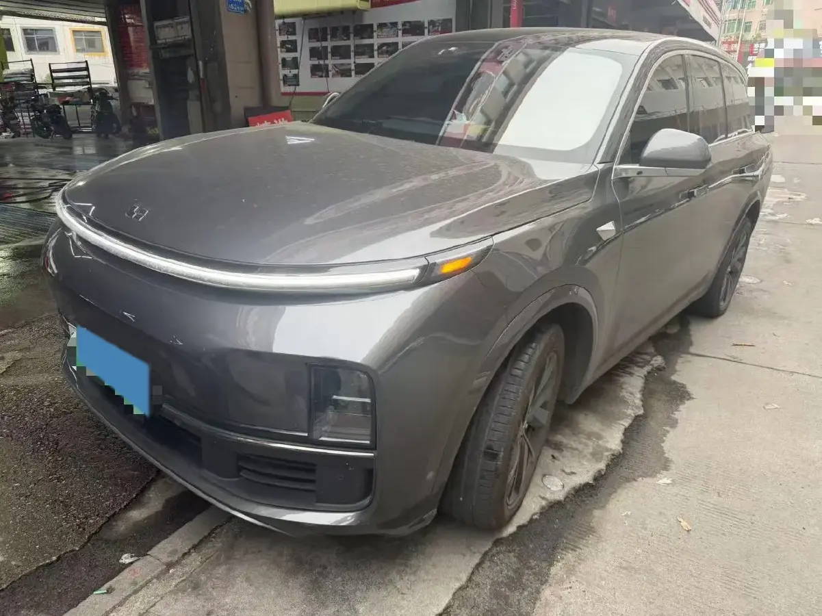 2023 Li L8 Range Extended 154HP REEV 40.9KWH