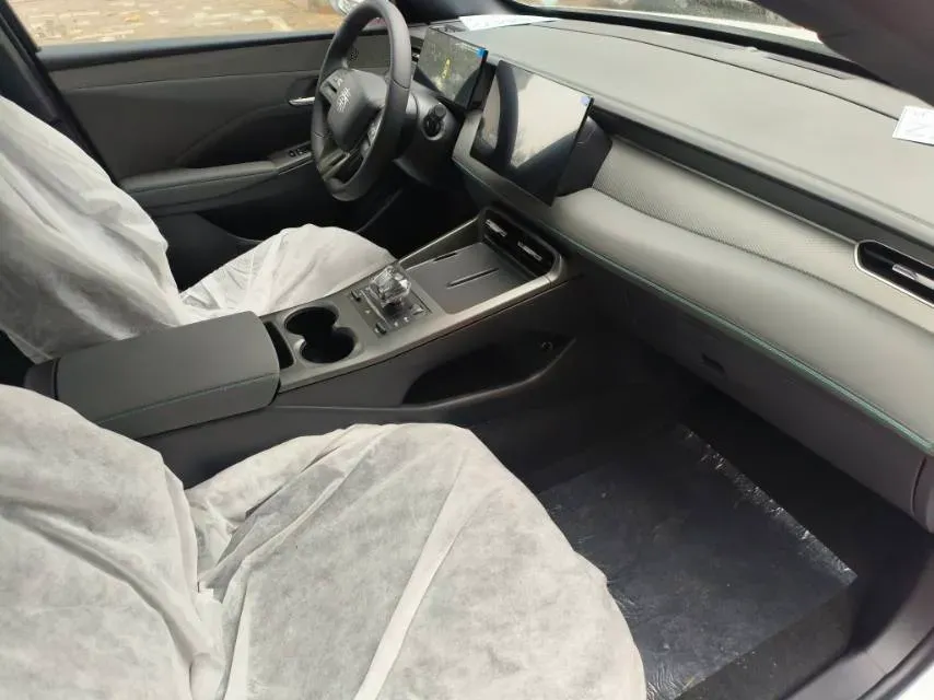 2025 BYD Seal05 DM-i 1.5L 101HP L4 E-CVT PHEV 7.68KWH,autocango,china used car exporter,china ev exporter,chinese used car exporter,chinese used ev exporter