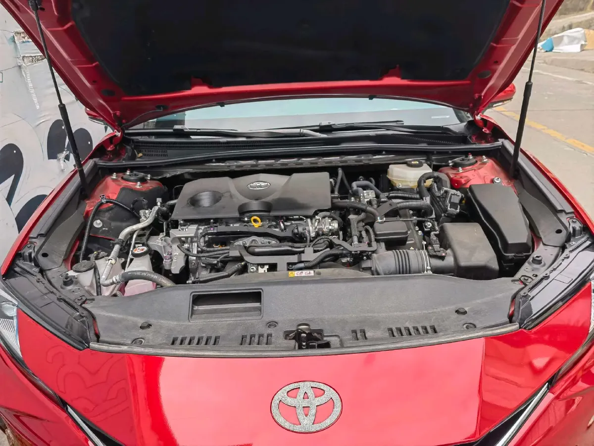 2024 Toyota Camry 2.0L 152HP L4 E-CVT Hybrid,autocango,china used car exporter,china ev exporter,chinese used car exporter,chinese used ev exporter