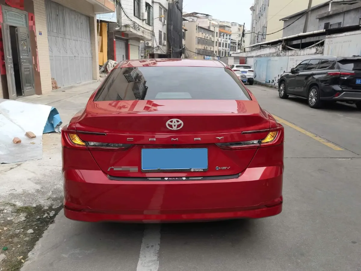 2024 Toyota Camry 2.0L 152HP L4 E-CVT Hybrid,autocango,china used car exporter,china ev exporter,chinese used car exporter,chinese used ev exporter