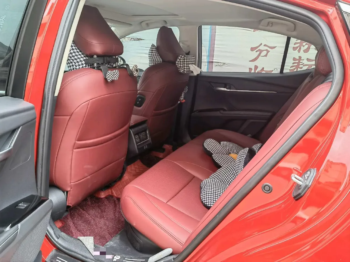 2024 Toyota Camry 2.0L 152HP L4 E-CVT Hybrid,autocango,china used car exporter,china ev exporter,chinese used car exporter,chinese used ev exporter