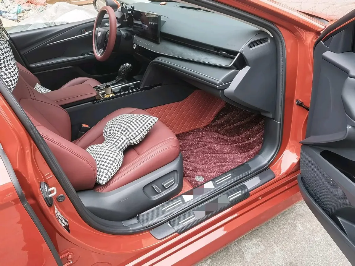 2024 Toyota Camry 2.0L 152HP L4 E-CVT Hybrid,autocango,china used car exporter,china ev exporter,chinese used car exporter,chinese used ev exporter