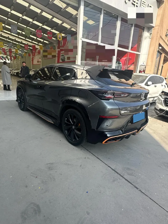 2022 ChangAn UNI-T 1.5T 188HP L4 7DCT,autocango,china used car exporter,china ev exporter,chinese used car exporter,chinese used ev exporter