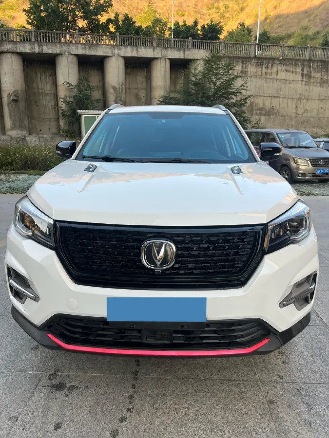 2021 ChangAn CS75 1.5T 178HP L4 7DCT,autocango,china used car exporter,china ev exporter,chinese used car exporter,chinese used ev exporter